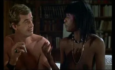  Vous savez quelle diffrence il y'a entre un con et un voleur ? Un voleur de temps en temps a se repose. 