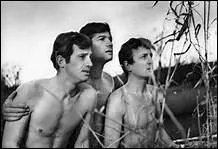  Deux milliards d'impts ? J'appelle plus a du budget, j'appelle a de l'attaque  main arme. 