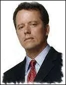 Qui tue Rex  la fin de la saison 1 ?