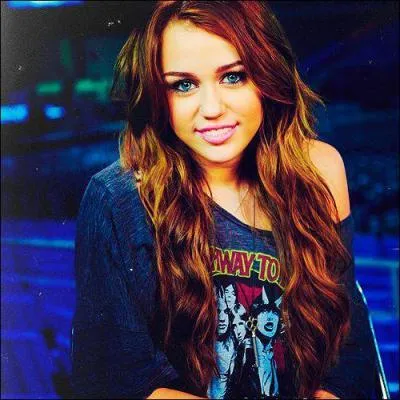 Comment s'appelle la meilleure amie de Miley ?