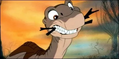 Comment s'appelle le héros du dessin animé "Petit Dinosaure" ?