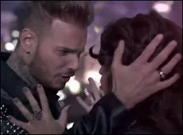 Quelle chanson Tal chante-t-elle en duo avec M. Pokora ?