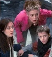 Au service du mal : Contre qui les soeurs se battent-elles ?