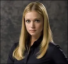 Comment se nomme cette actrice ?