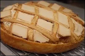 Celui-ci est fait avec une pte feuillete fourre de frangipane, quel est son nom ?