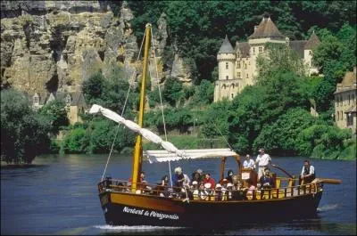 Quel crivain a dcrit la batellerie sur la Dordogne dans sa trilogie  La Rivire Esprance  ?