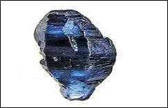  la recherche du bleu royal. Il faut aller sur  l'le-continent, l'le rouge  encore appele le  huitime continent , et prcisment  au-dessus des roseaux entrelacs .