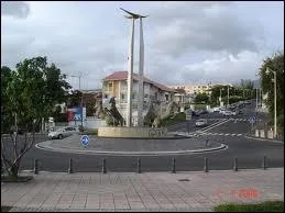 Nous allons  Basse-Terre o les habitants se nomment les ...