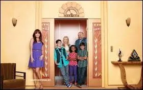 Comment s'appelle le portier de l'appartement ?