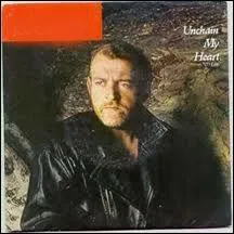 Phil 05 m'offre un CD de :