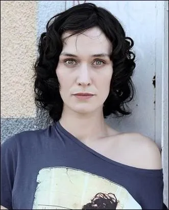 Dans quelle srie Clotilde Hesme tient-elle l'une des rles principaux ?