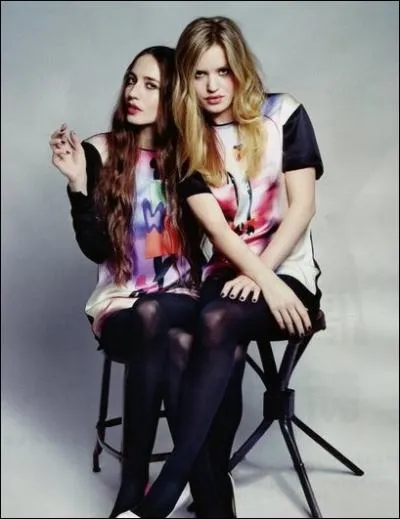 Elizabeth et Georgia May, ces deux icnes de la mode en devenir, sont aussi accessoirement les filles de :