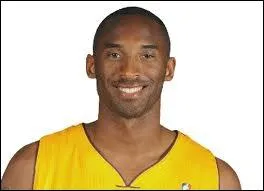 Dans quelles quipes joue Kobe Bryant ?