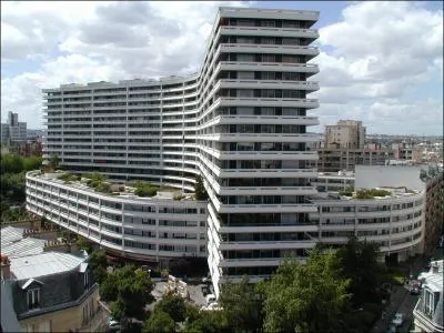 Combien d'tages compte cet immeuble ?