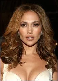 Qui est cette chanteuse ?