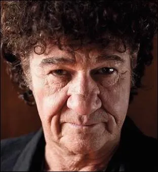 Qui est ce chanteur, souvent considr comme l'un des plus grands compositeurs-interprtes canadiens ?