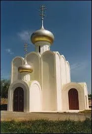 Dans quel pays la religion orthodoxe n'est-elle pas le plus fort taux de fidles ? (En illustration, l'glise orthodoxe de Grassac en Charente)