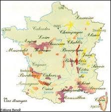 Combien dnombre-t-on d'AOC vins en France (hors spiritueux) ?
