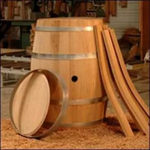 Le vin et le bois, une histoire d'amour... et de volumes. Laquelle de ces galits ne correspond pas aux volumes et formats cits ?