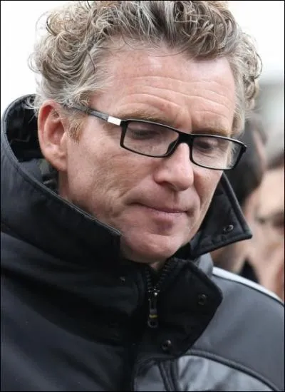 Pourquoi Denis Brogniart, l'animateur de  Koh-Lanta , a-t-il une mine aussi dconfite ?