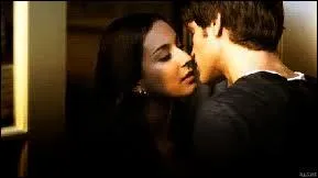 Qui s'engage  faire le premier baiser ?