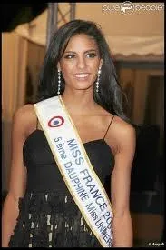 Comment s'appelle Miss France 2009 ?