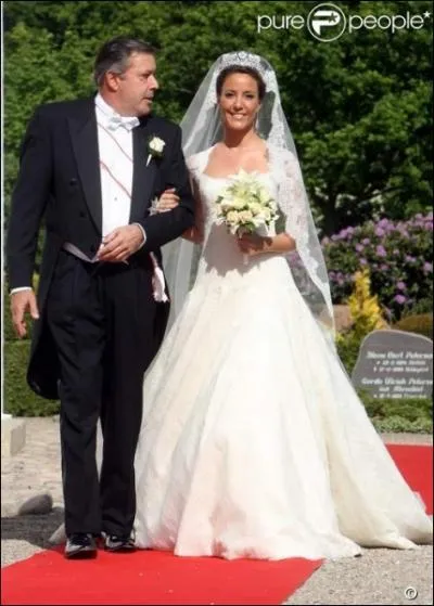 Il faut tre marie pour tre Miss France ?