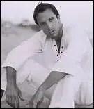 Comment s'appelle le parrain des anges ?