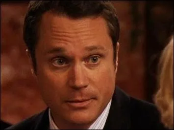 Comment s'appelle le pre de Loren ?