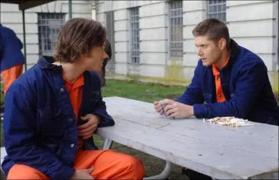 De quelle faon Sam et Dean se sont retrouvs en prison ?
