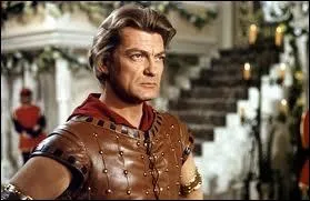 Le Baron de Sigognac voyage avec une troupe de comdiens jusqu' Paris. Quand l'un des membres de la troupe meurt, le baron se propose pour prendre sa place. Quel est ce film avec Jean Marais, ralis en 1961 ?