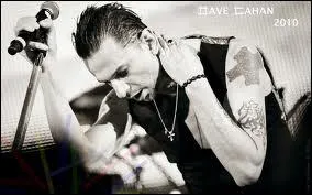 Quelle chanson n'est pas un titre de Depeche Mode ?