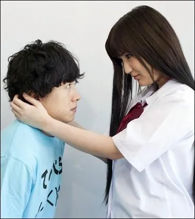 L'adaptation cin de ce manga erotico-comique met en scne la frapadingue Madoka qui s'installe chez un vendeur de sexshop candide et puceau. Il s'agit de :