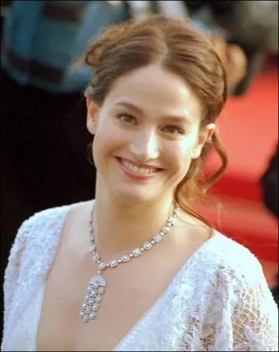 Marie Gillain rvle dans :