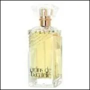 Rose, violette, jasmin, tubreuse, magnolia, gardenia, ylang-ylang, fleur d'oranger, narcisse, muguet, mlent leur senteurs dans ce sduisant et capiteux parfum, Jardin de Bagatelle de :