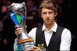 Dans quel sport de compétition faut-il avoir "un bon coup de queue" ?