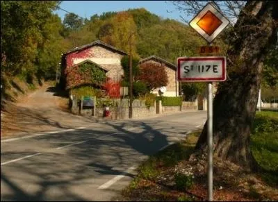 Entre du village de Saint-Uze, dans la Drme, o vous trouverez la minoterie.