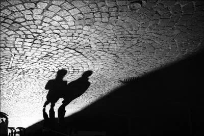 Chef d'orchestre et compositeur franais, ses cantates Le Visage nuptial et Le soleil des eaux, appuyes sur des pomes de Ren Char sont souvent dcrites comme sa priode lyrique :