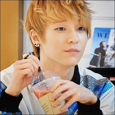 A quel groupe appartient cette personne ?