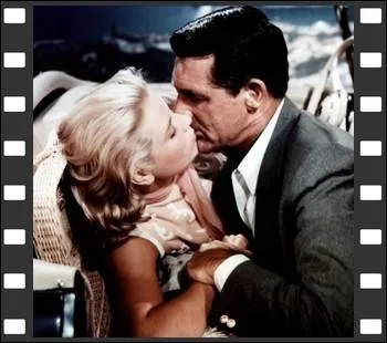 Qui donne la rplique  la jolie Grace Kelly dans ce film du  Matre du Suspens  en 1955 ?