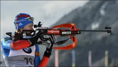 Quelle biathlte russe est revenue cette anne aprs deux ans de suspension pour dopage ?