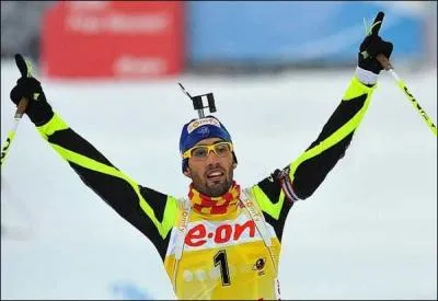 Sur combien de podiums Martin Fourcade est-il mont cete saison ?