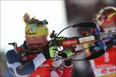 Combien de fois Marie Dorin-Habert a-t-elle termin  la quatrime place cette saison ?