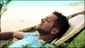 Qui chante  Ma vie au soleil  ?