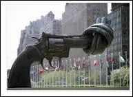 Et qui seront  toi, lorsque tu ... , les yeux de l'oppression.