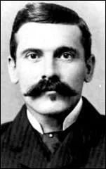 Ce dentiste est atteint de la tuberculose et condamn  une mort lente. CoIrique, il se bat rgulirement en duel. Clbre pour sa participation  la fusillade d'O. K. Corral. De qui s'agit-il ?