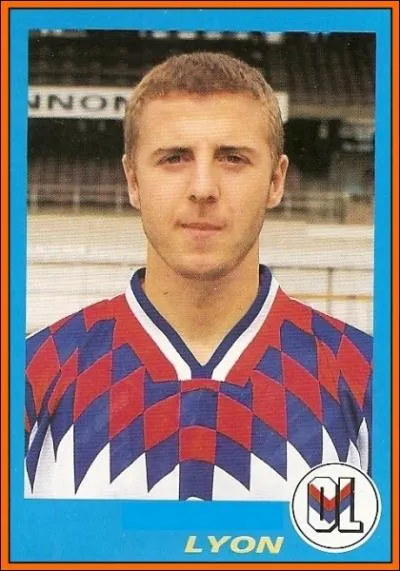Attaquant franais. 50 buts en 141 matchs. Qui est-ce ?