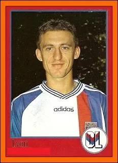 Milieu franais. 32 buts en 170 matchs. Qui est-ce ?