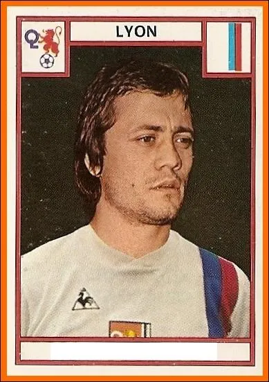 Attaquant franais. 149 buts en 258 matchs. Qui est-ce ?