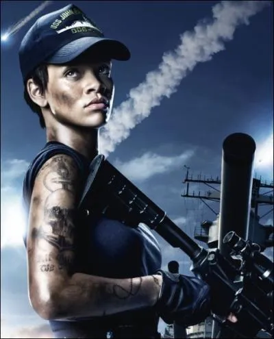 Dans ce long-mtrage inspir du jeu  Touch-coul , Rihanna se ridiculise dans le rle d'un grad de la Marine. Quel est le titre de ce film ?